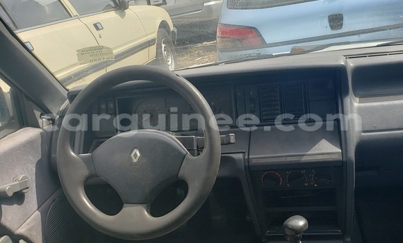 Acheter Import Utilitaire Renault Trafic Autre à Conakry, Conakry Acheter Import Utilitaire Renault Trafic Autre à Conakry, Conakry