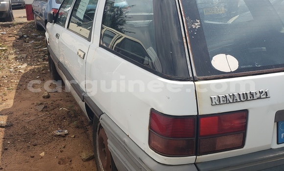 Acheter Import Voiture Renault 21 Autre à Conakry, Conakry Acheter Import Voiture Renault 21 Autre à Conakry, Conakry