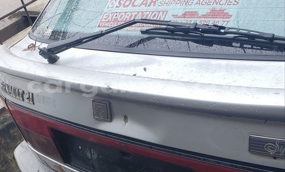 Acheter Import Voiture Renault 21 Autre à Conakry, Conakry Acheter Import Voiture Renault 21 Autre à Conakry, Conakry