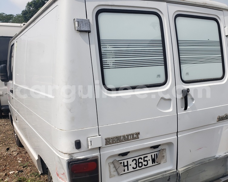 Big with watermark renault trafic conakry conakry 9515