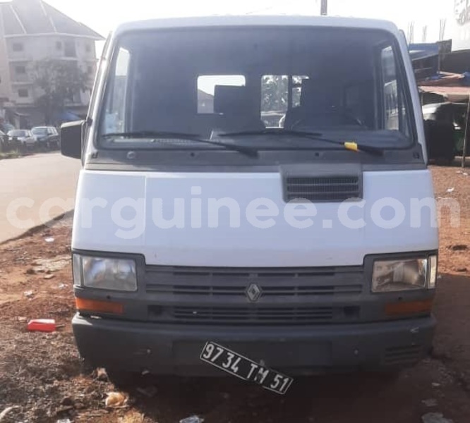 Big with watermark renault trafic conakry conakry 9516