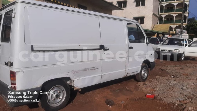 Big with watermark renault trafic conakry conakry 9516