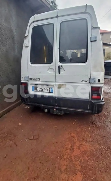 Big with watermark renault trafic conakry conakry 9517