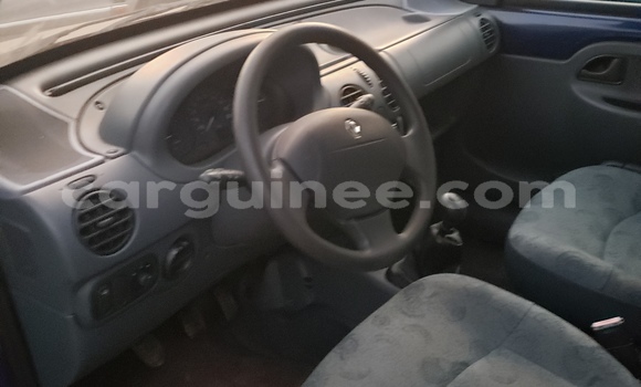Acheter Occasion Voiture Renault Kangoo Bleu à Conakry, Conakry Acheter Occasion Voiture Renault Kangoo Bleu à Conakry, Conakry