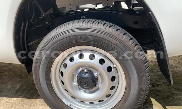 Acheter Neuf Voiture Toyota Hilux Blanc à Conakry, Conakry Acheter Neuf Voiture Toyota Hilux Blanc à Conakry, Conakry