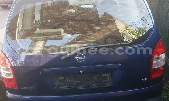 Acheter Import Voiture Opel Zafira Bleu à Conakry, Conakry Acheter Import Voiture Opel Zafira Bleu à Conakry, Conakry