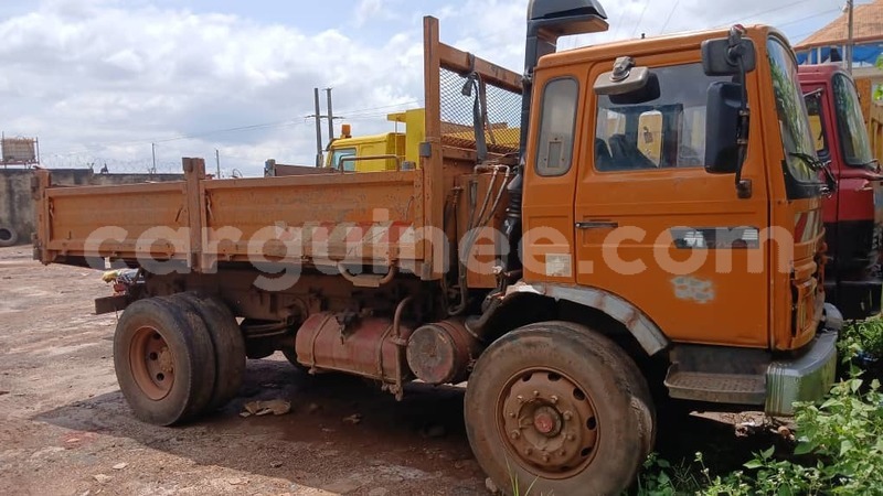 Big with watermark renault g300 conakry conakry 9533