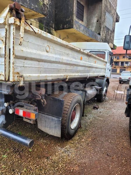 Big with watermark renault g300 conakry conakry 9535