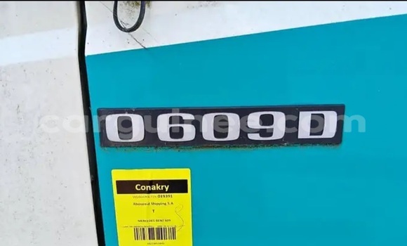 Acheter Import Utilitaire Mercedes‒Benz 407D Autre à Conakry, Conakry Acheter Import Utilitaire Mercedes‒Benz 407D Autre à Conakry, Conakry