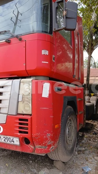 Big with watermark renault magnum 480 conakry conakry 9542