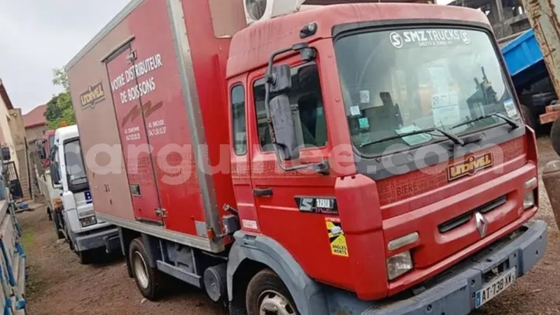 Big with watermark renault 4 conakry conakry 9549