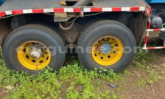 Buy Used Renault Master Other Truck in Conakry in Conakry Buy Used Renault Master Other Truck in Conakry in Conakry