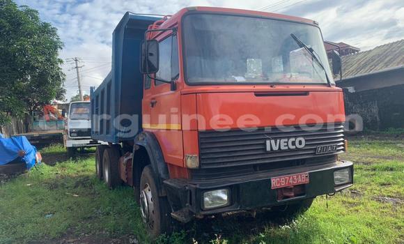 Acheter Occasion Utilitaire Iveco Cargo Autre à Conakry, Conakry Acheter Occasion Utilitaire Iveco Cargo Autre à Conakry, Conakry