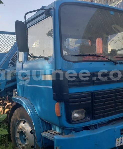 Big with watermark renault pj conakry conakry 9557