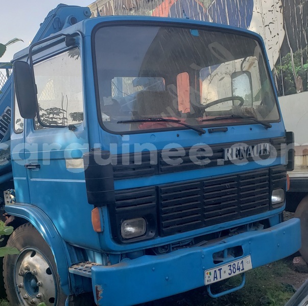 Big with watermark renault pj conakry conakry 9557