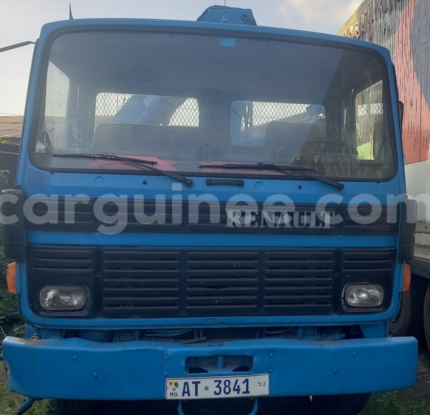 Big with watermark renault pj conakry conakry 9557