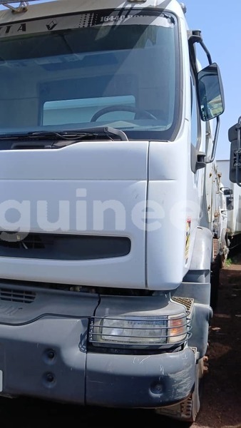 Big with watermark renault master conakry conakry 9578