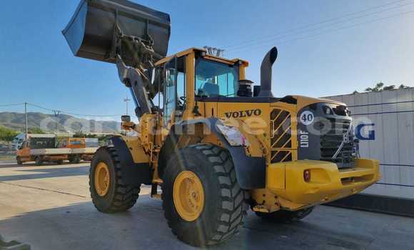Medium with watermark volvo fl180 conakry conakry 9582
