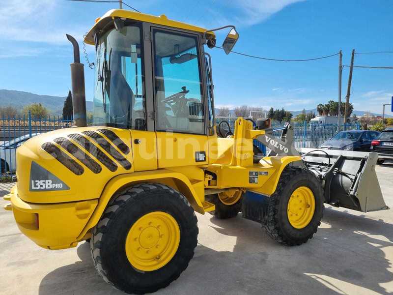 Big with watermark volvo f4 conakry conakry 9585