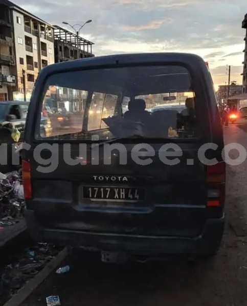 Big with watermark toyota hiace conakry conakry 9587