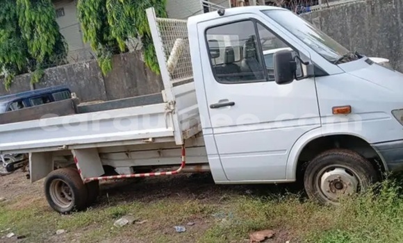 Acheter Import Utilitaire Mercedes‒Benz Sprinter Blanc à Conakry, Conakry Acheter Import Utilitaire Mercedes‒Benz Sprinter Blanc à Conakry, Conakry