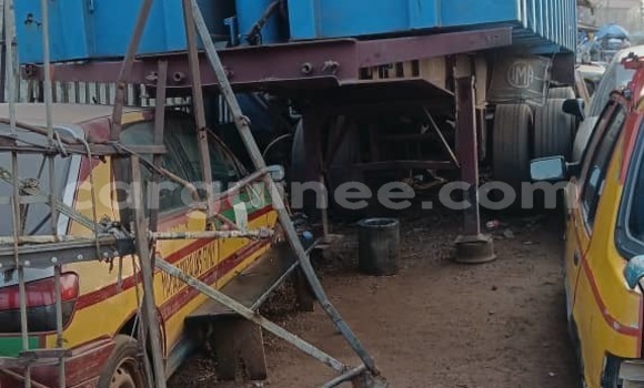 Acheter Occasion Utilitaire Renault G300 Autre à Conakry, Conakry Acheter Occasion Utilitaire Renault G300 Autre à Conakry, Conakry