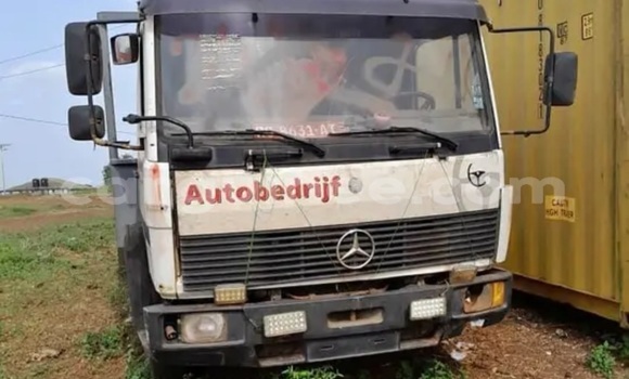 Acheter Import Utilitaire Mercedes‒Benz 814 Autre à Conakry, Conakry Acheter Import Utilitaire Mercedes‒Benz 814 Autre à Conakry, Conakry