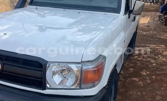 Acheter Occasion Voiture Toyota Land Cruiser Blanc à Conakry, Conakry Acheter Occasion Voiture Toyota Land Cruiser Blanc à Conakry, Conakry