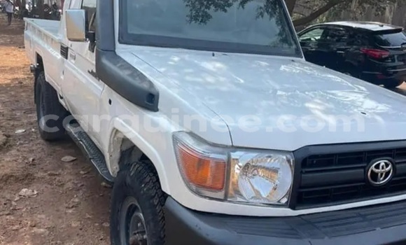 Acheter Occasion Voiture Toyota Land Cruiser Blanc à Conakry, Conakry Acheter Occasion Voiture Toyota Land Cruiser Blanc à Conakry, Conakry