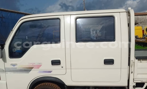 Acheter Import Voiture Kia Rio Blanc à Conakry, Conakry Acheter Import Voiture Kia Rio Blanc à Conakry, Conakry