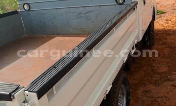 Acheter Import Voiture Kia Rio Blanc à Conakry, Conakry Acheter Import Voiture Kia Rio Blanc à Conakry, Conakry