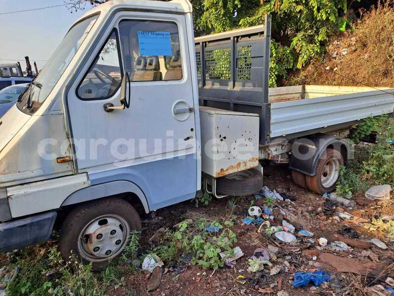 Big with watermark renault pj conakry conakry 9634