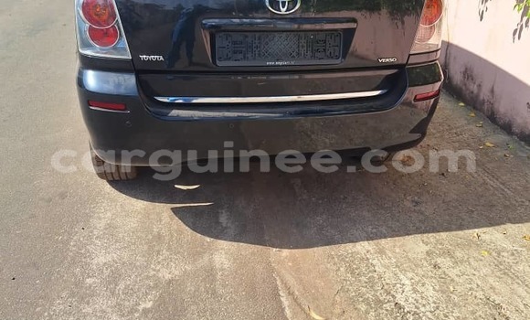 Acheter Import Voiture Toyota Verso Noir à Conakry, Conakry Acheter Import Voiture Toyota Verso Noir à Conakry, Conakry