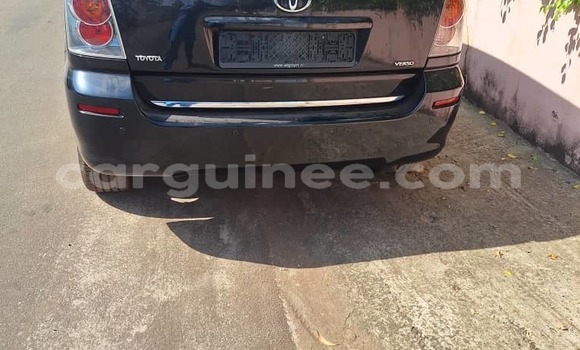 Acheter Import Voiture Toyota Verso Noir à Conakry, Conakry Acheter Import Voiture Toyota Verso Noir à Conakry, Conakry