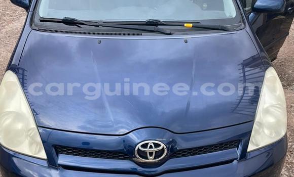 Buy Import Toyota Verso Blue Car in Conakry in Conakry Buy Import Toyota Verso Blue Car in Conakry in Conakry