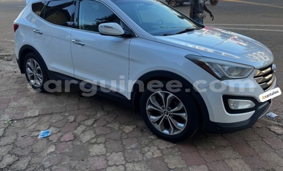 Acheter Import Voiture Hyundai Santa Fe Blanc à Conakry, Conakry Acheter Import Voiture Hyundai Santa Fe Blanc à Conakry, Conakry