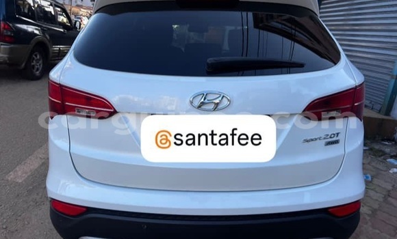 Acheter Import Voiture Hyundai Santa Fe Blanc à Conakry, Conakry Acheter Import Voiture Hyundai Santa Fe Blanc à Conakry, Conakry