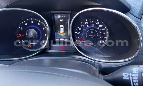 Acheter Import Voiture Hyundai Santa Fe Blanc à Conakry, Conakry Acheter Import Voiture Hyundai Santa Fe Blanc à Conakry, Conakry