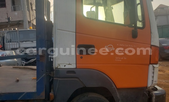 Acheter Occasion Utilitaire Nissan UD Autre à Conakry, Conakry Acheter Occasion Utilitaire Nissan UD Autre à Conakry, Conakry