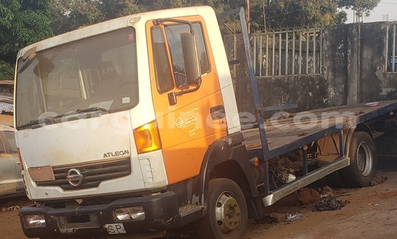 Acheter Occasion Utilitaire Nissan UD Autre à Conakry, Conakry Acheter Occasion Utilitaire Nissan UD Autre à Conakry, Conakry