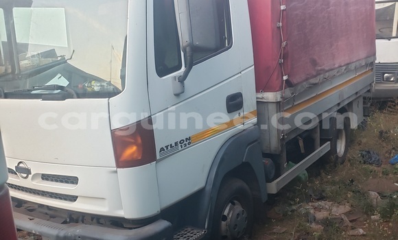 Acheter Occasion Utilitaire Nissan UD Autre à Conakry, Conakry Acheter Occasion Utilitaire Nissan UD Autre à Conakry, Conakry