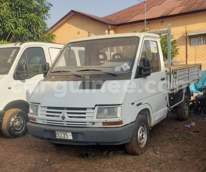 Big with watermark renault trafic conakry conakry 9649