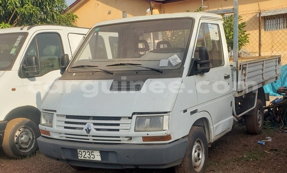 Medium with watermark renault trafic conakry conakry 9649