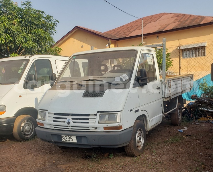 Big with watermark renault trafic conakry conakry 9649