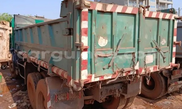 Acheter Occasion Utilitaire Renault PJ Autre à Conakry, Conakry Acheter Occasion Utilitaire Renault PJ Autre à Conakry, Conakry
