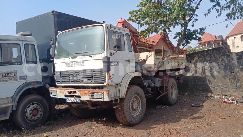 Big with watermark renault g300 conakry conakry 9653