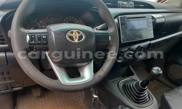 Acheter Occasion Voiture Toyota Hilux Blanc à Conakry, Conakry Acheter Occasion Voiture Toyota Hilux Blanc à Conakry, Conakry