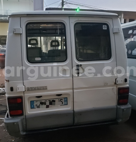 Big with watermark renault trafic conakry conakry 9664