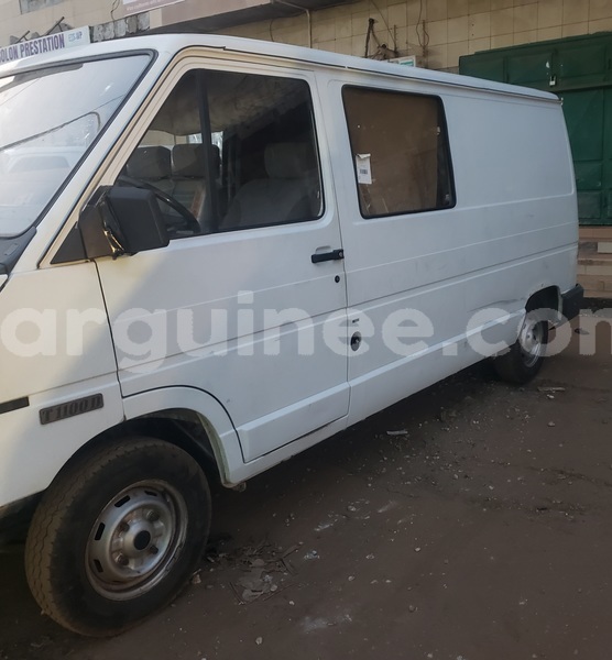 Big with watermark renault trafic conakry conakry 9665