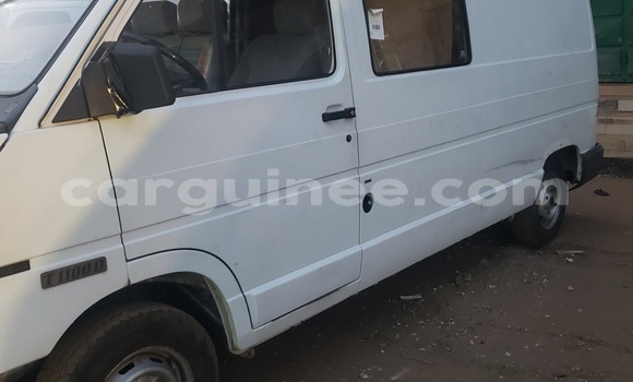 Acheter Occasion Utilitaire Renault Trafic Blanc à Conakry, Conakry Acheter Occasion Utilitaire Renault Trafic Blanc à Conakry, Conakry